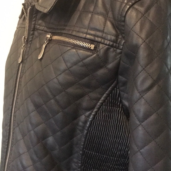 Black jacket - Picture 6 of 10